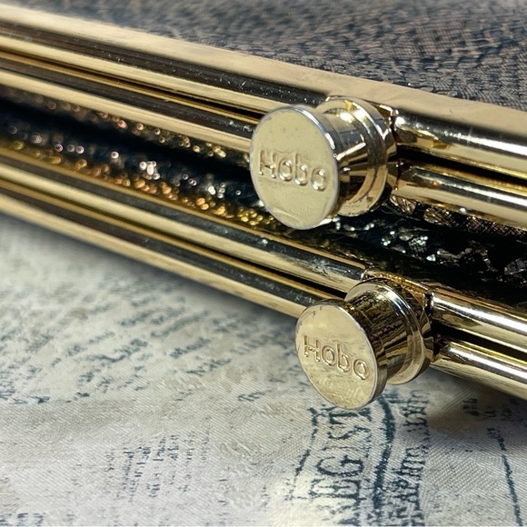 HOBO Lauren Clutch Wallet Iridescent Exotic Metallic Leather - Picture 13 of 14